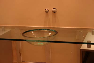 Custom Glass Sinks | Glass Bathroom Sinks | Marc Konys Glass Design